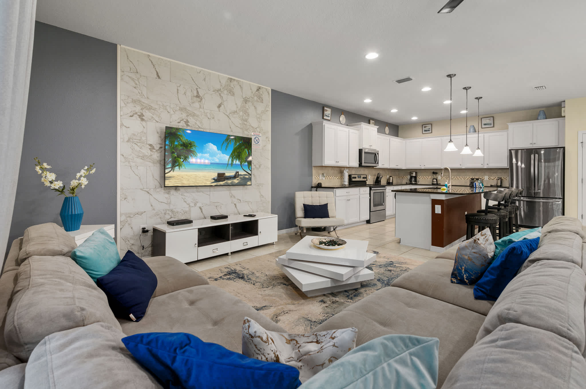 10MI to Disney + Private Pool! Free Waterpark