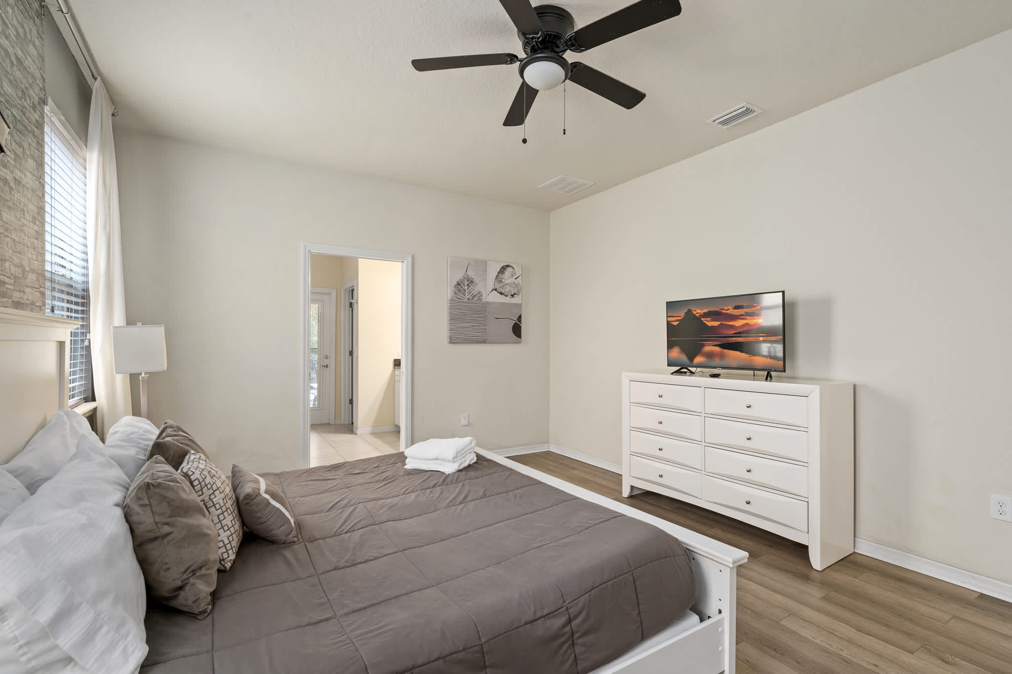 10MI to Disney + Private Pool! Free Waterpark