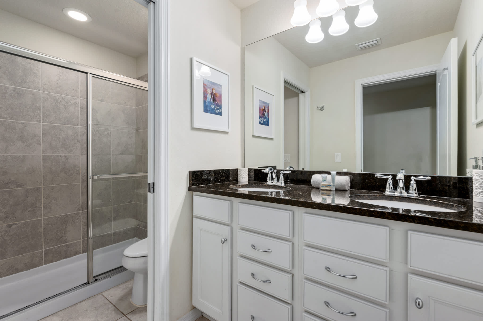 10MI to Disney + Private Pool! Free Waterpark