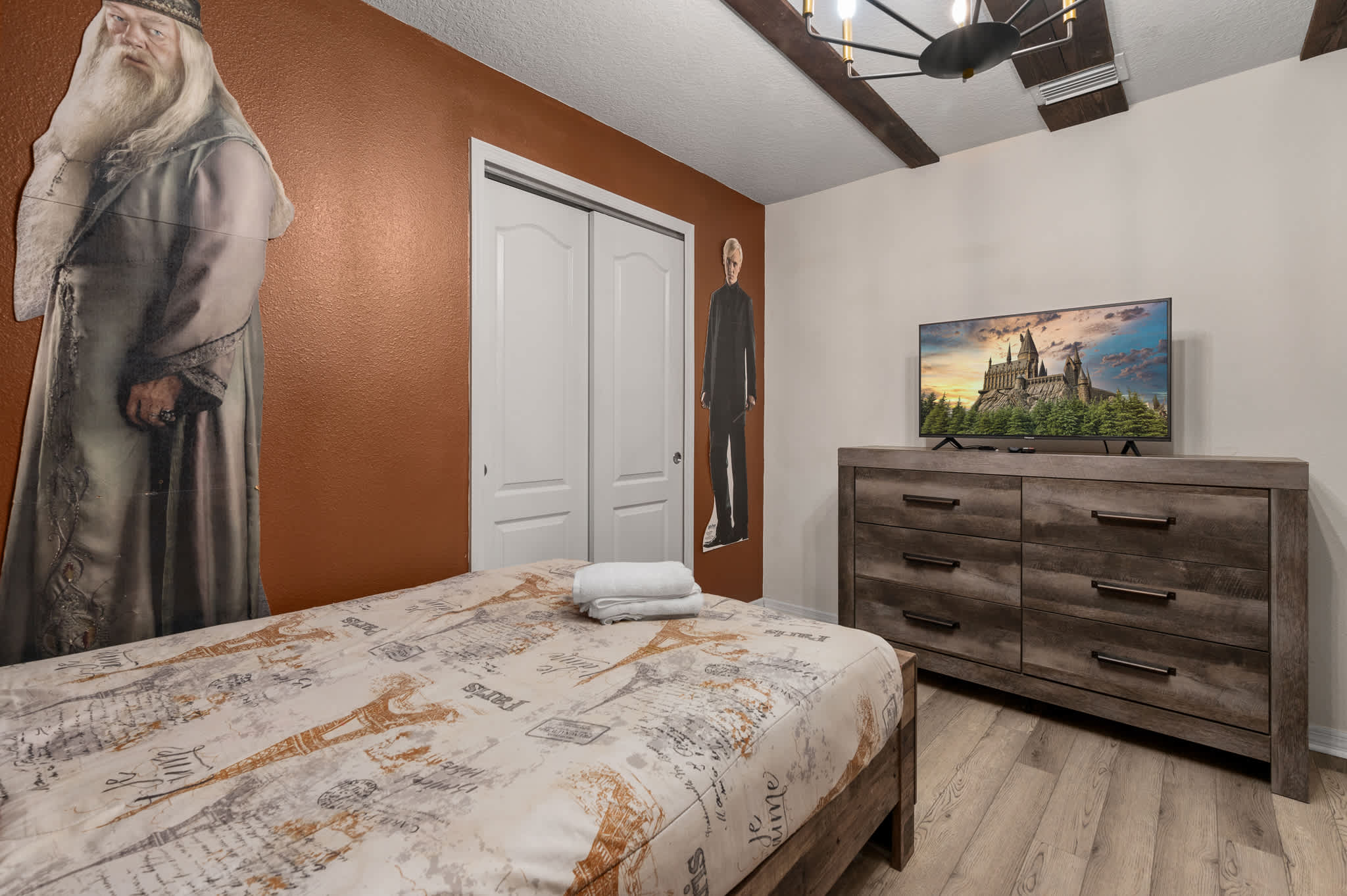 10MI to Disney + Private Pool! Free Waterpark