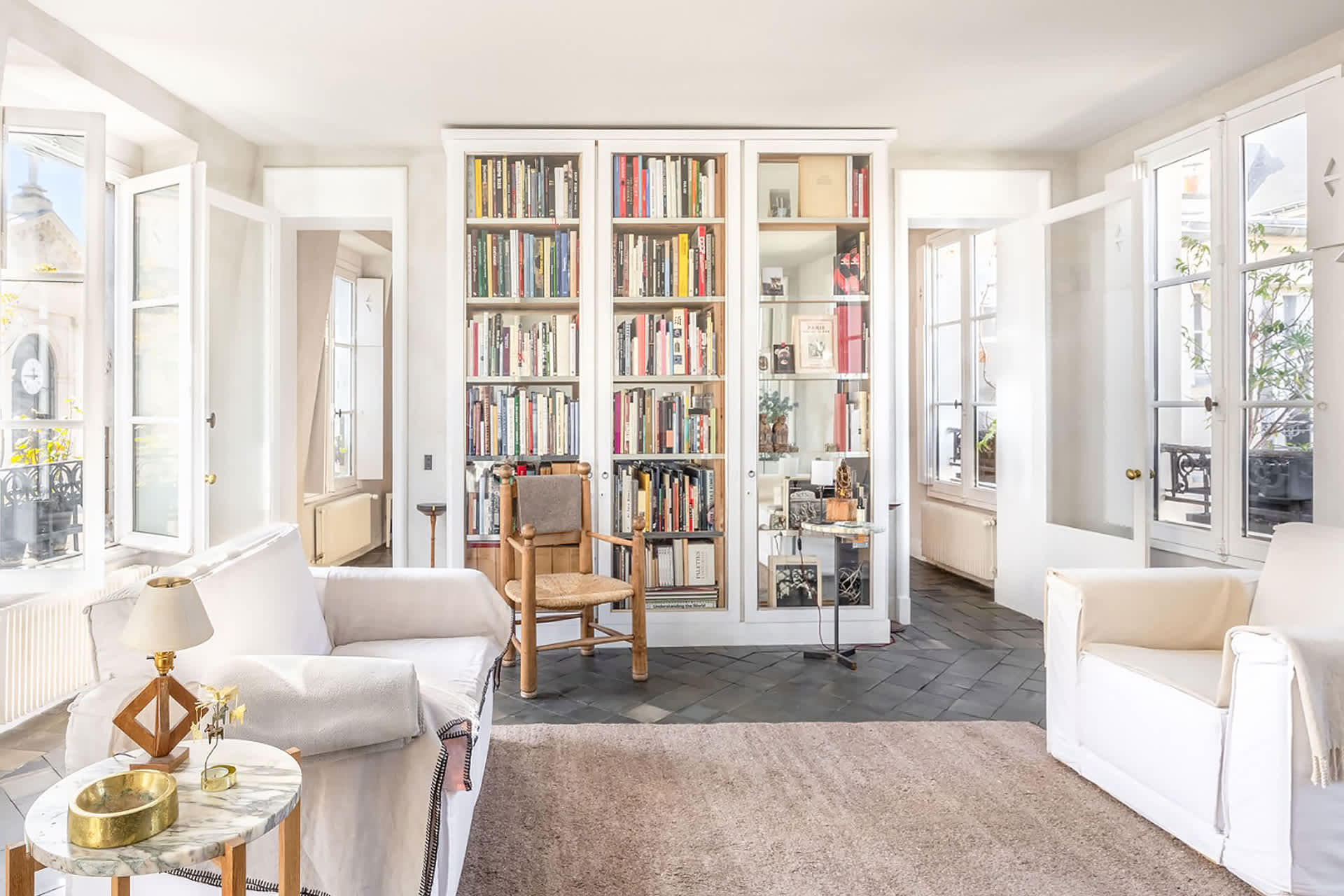 Parisian Designer Pied a Terre Le Marais