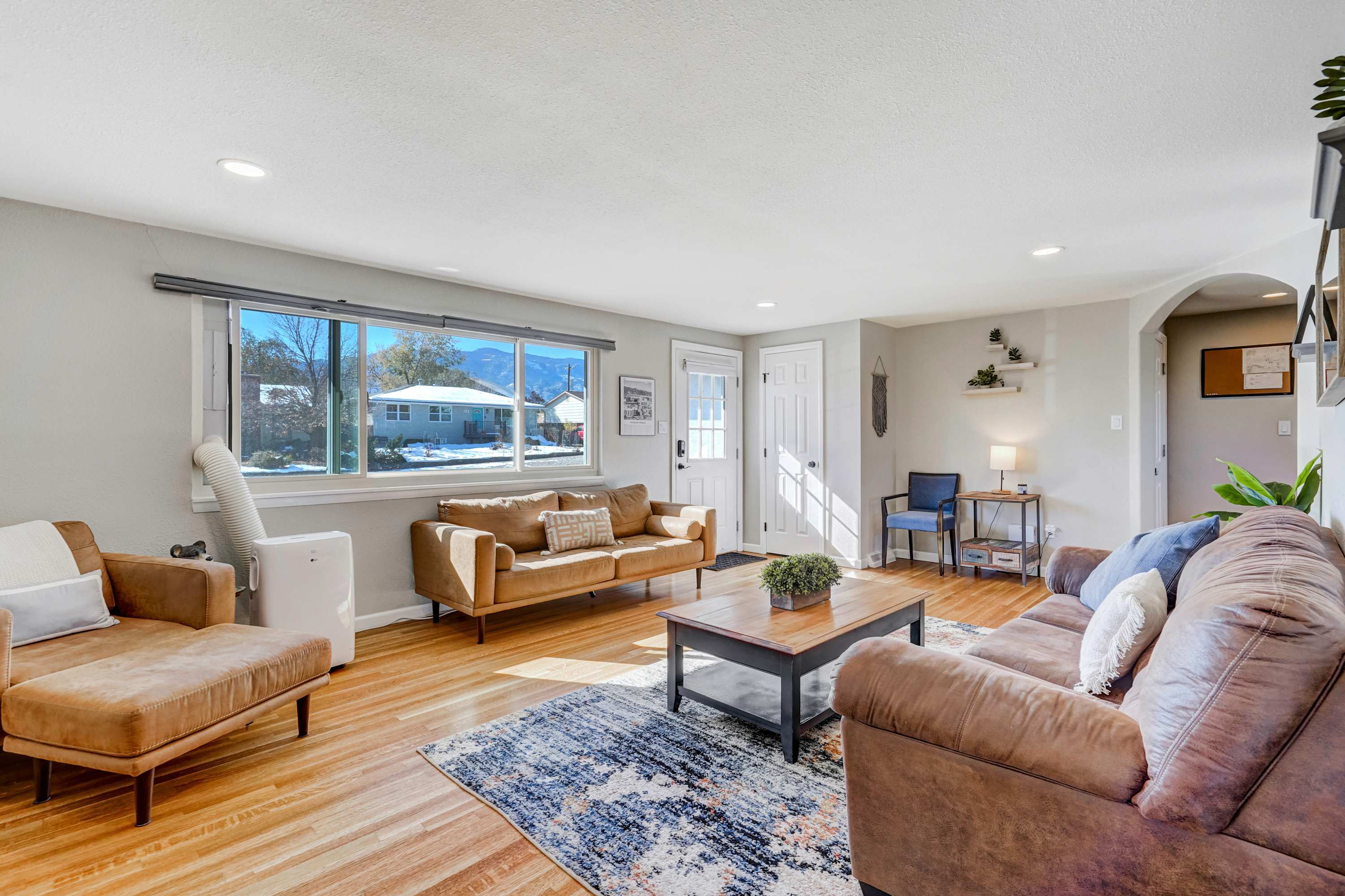 Cloud View! Panoramic Mountain Views & Fire Pit β Colorado Springs, CO β vacation rental