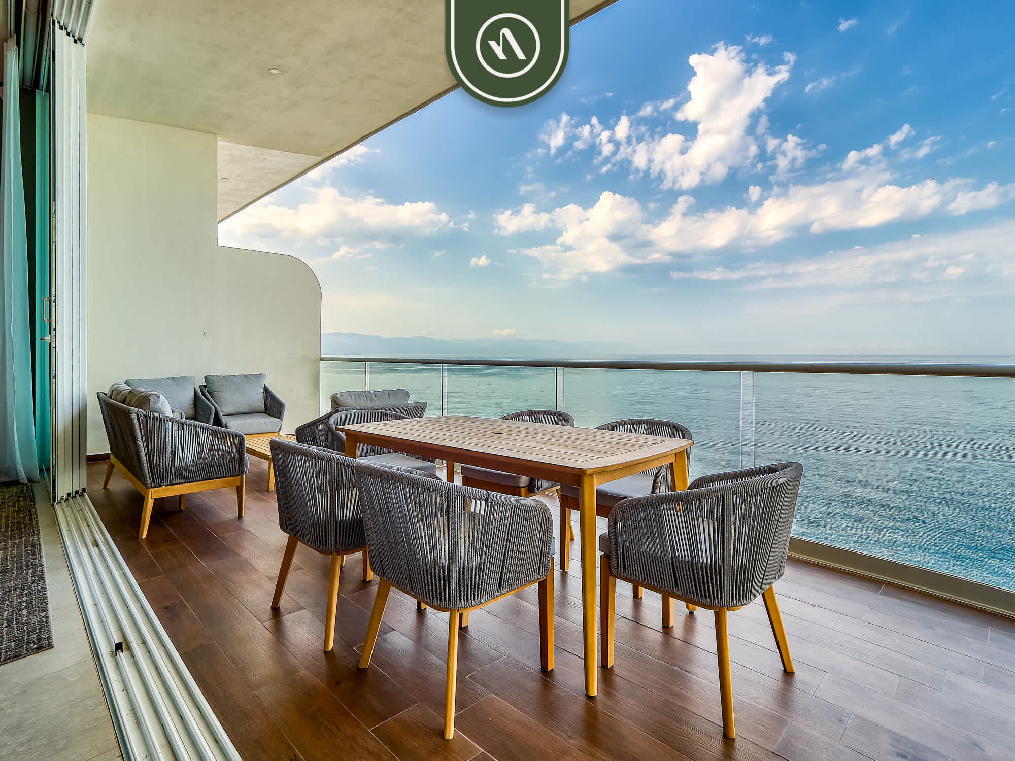 Luxury Oceanfront 3 BR Penthouse - Beach - Foto 1