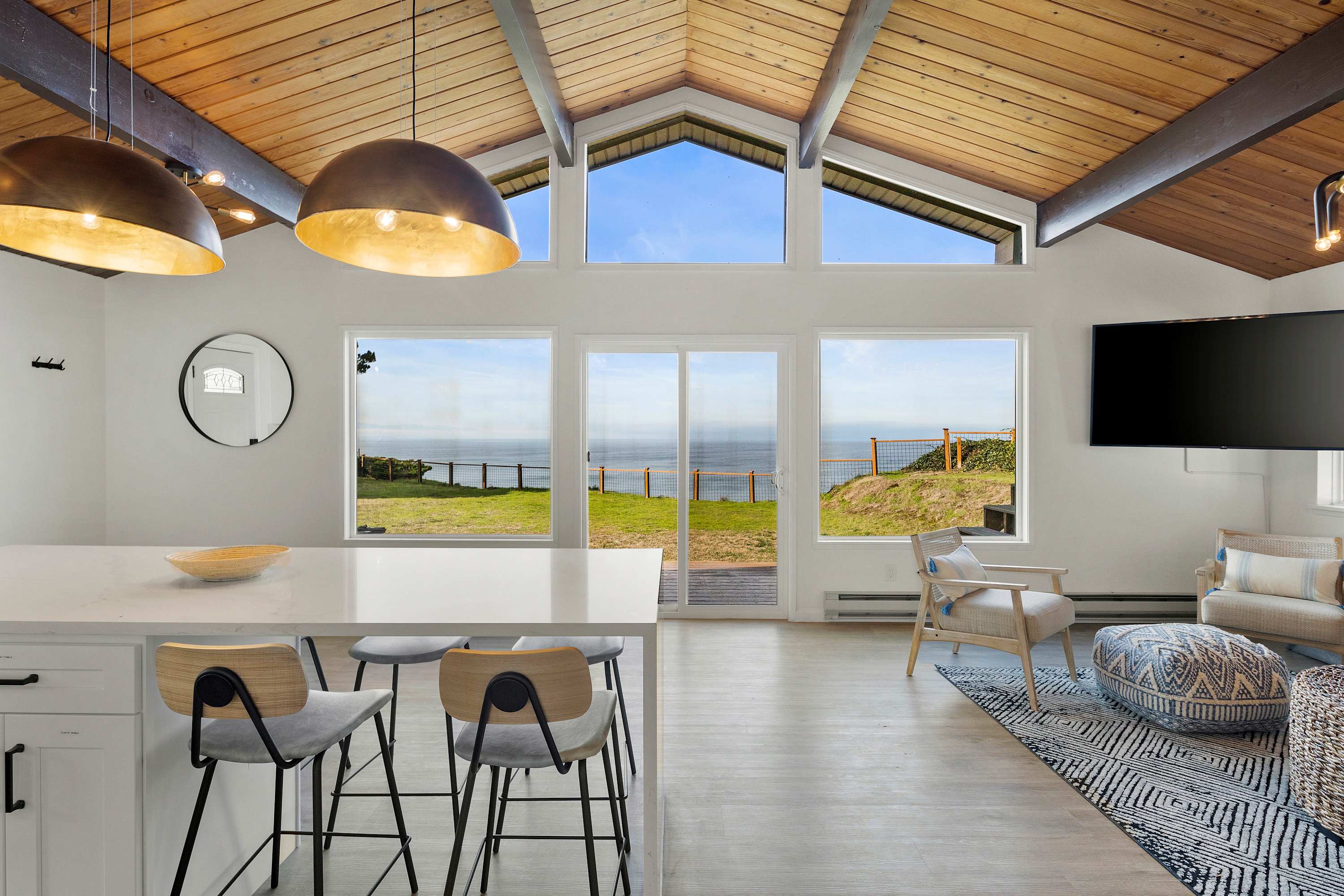 Charming Coastal Retreat