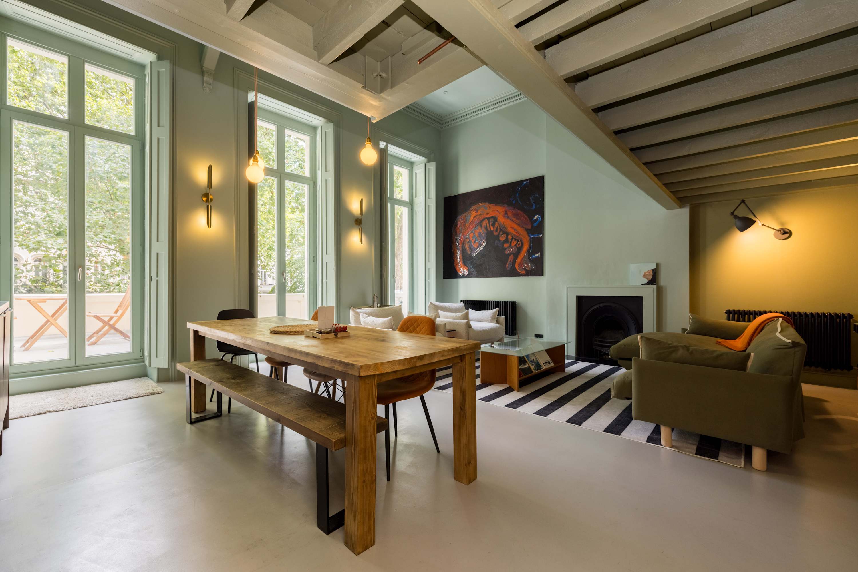 Beautiful Paddington Loft-Style Apartment in Westbourne Terrace 12 W2 3UW - Property image 2 - VivreStays