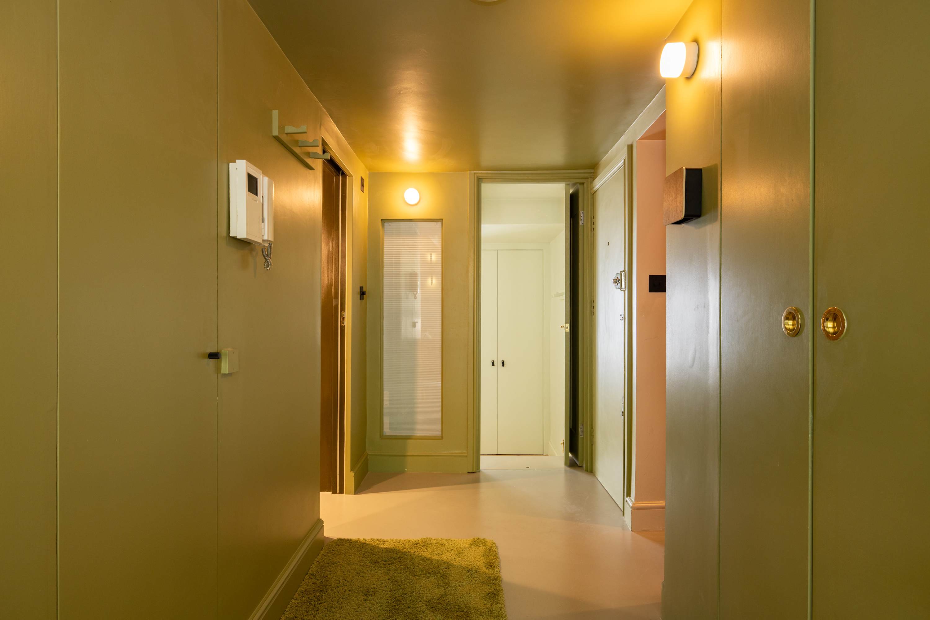 Beautiful Paddington Loft-Style Apartment in Westbourne Terrace 12 W2 3UW - Property image 11 - VivreStays