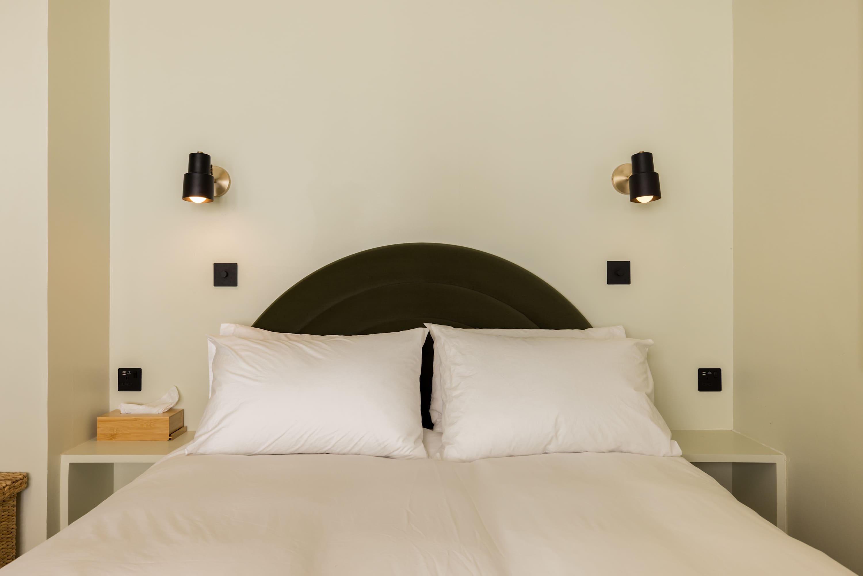 Beautiful Paddington Loft-Style Apartment in Westbourne Terrace 12 W2 3UW - Property image 17 - VivreStays