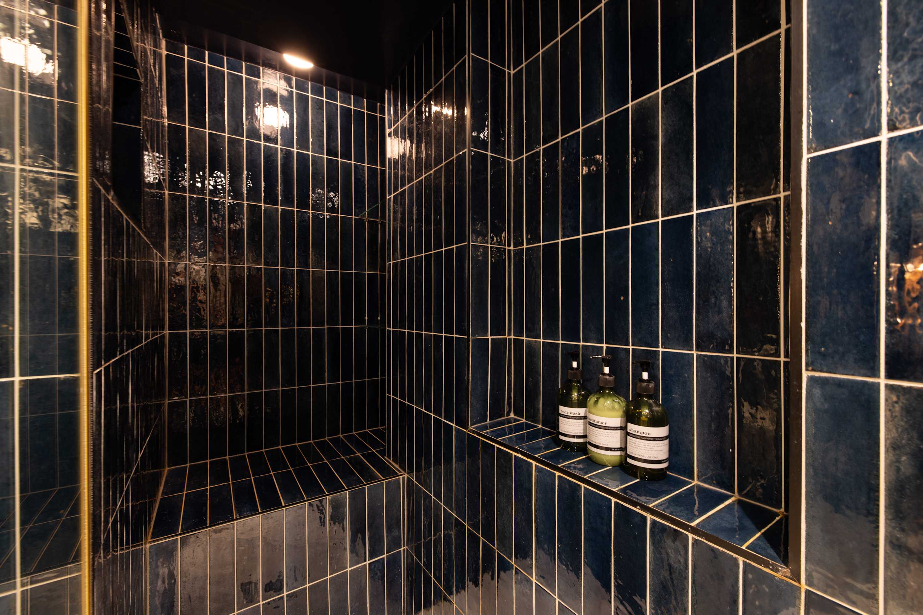 Beautiful Paddington Loft-Style Apartment in Westbourne Terrace 12 W2 3UW - Property image 26 - VivreStays