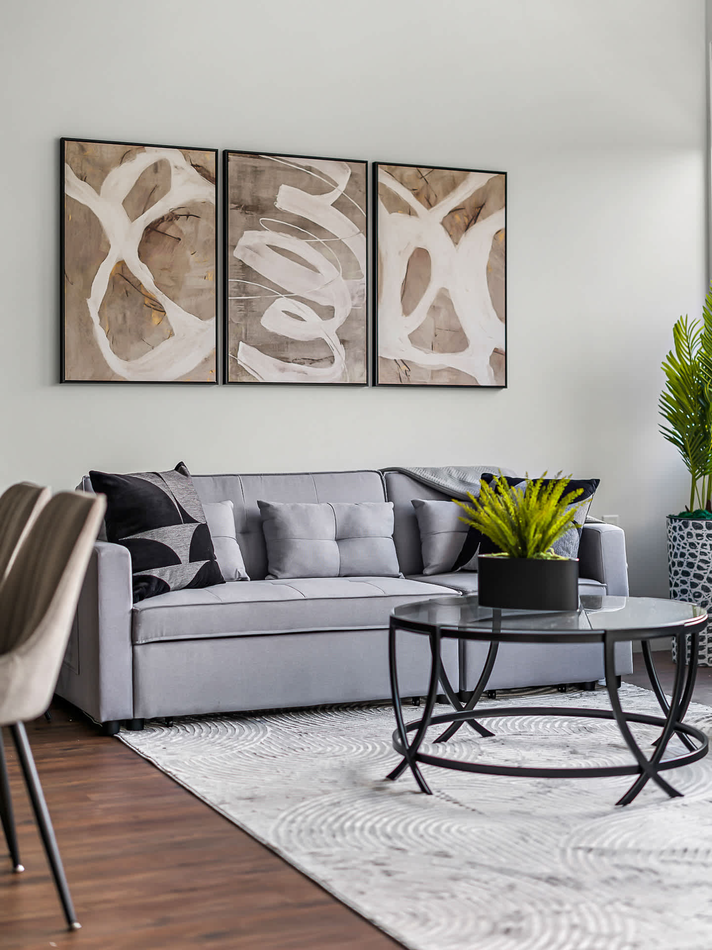 Upstay Newly Renovated Modern Apartment near SoCo 7