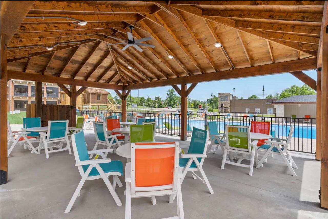 207 Walk to Convention Center and The Landing — Branson, MO — vacation rental