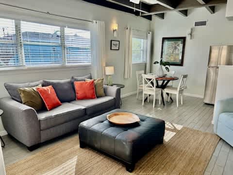 CWB Retreats at Baymont Lofts - Loft E — Clearwater, FL — vacation rental