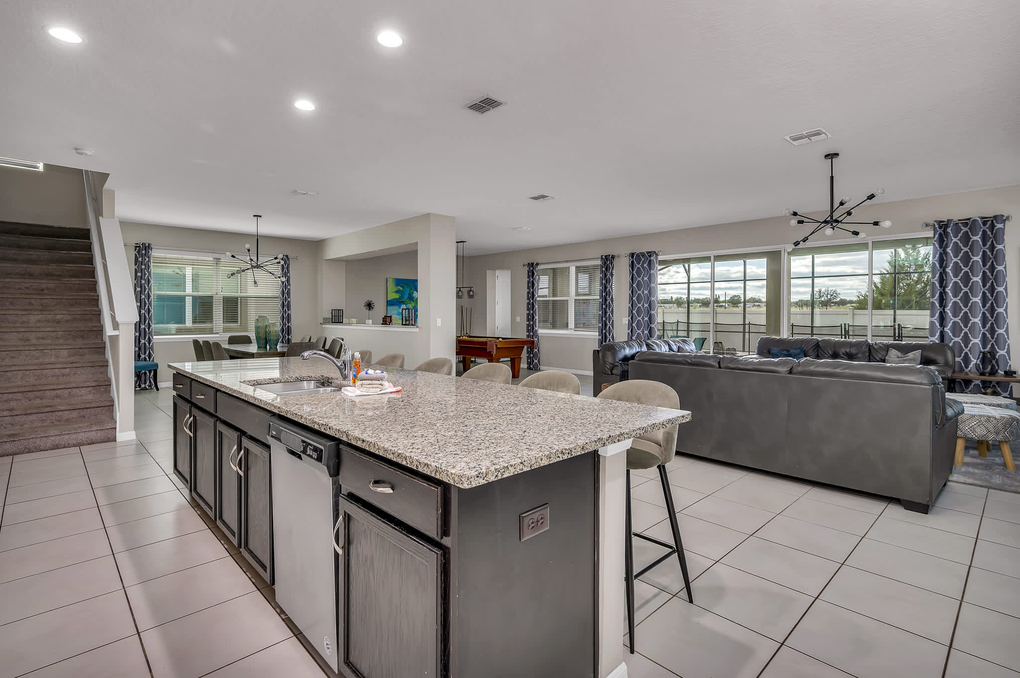 Spacious villa near Disney w/ game room & heated pool