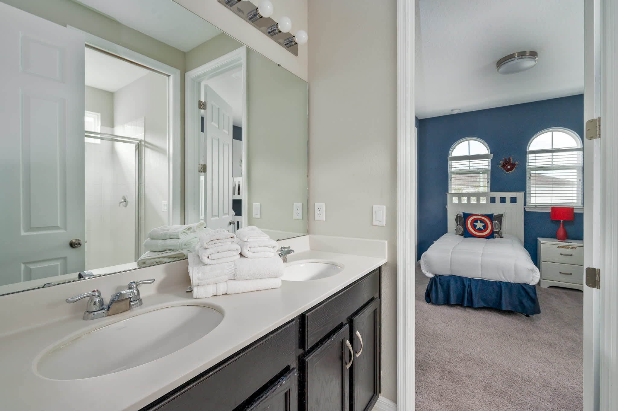 Spacious villa near Disney w/ game room & heated pool