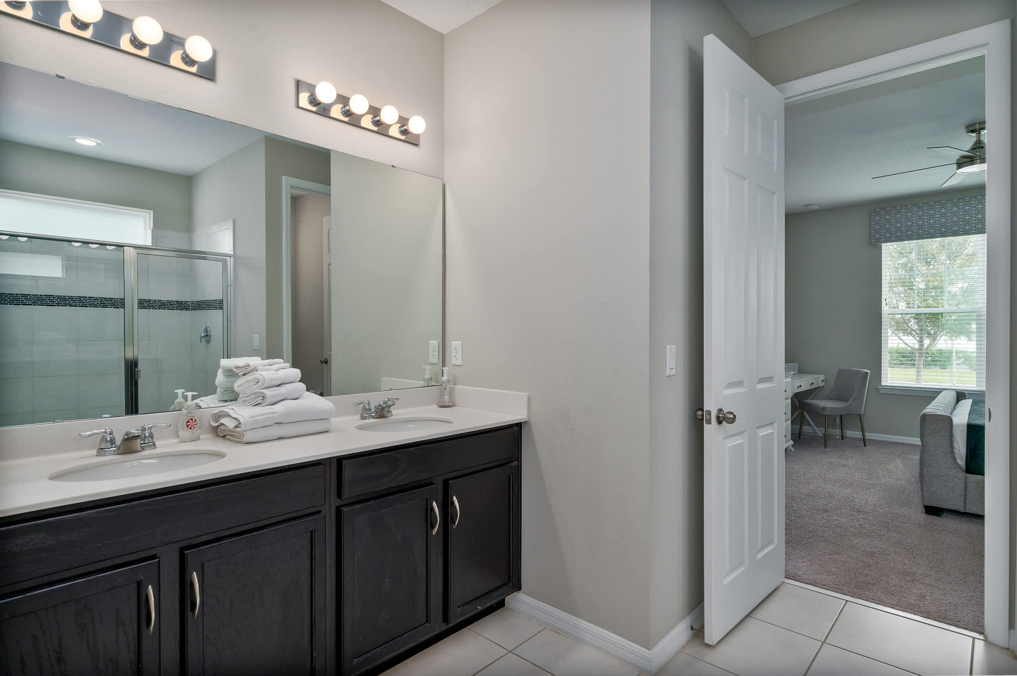 Spacious villa near Disney w/ game room & heated pool