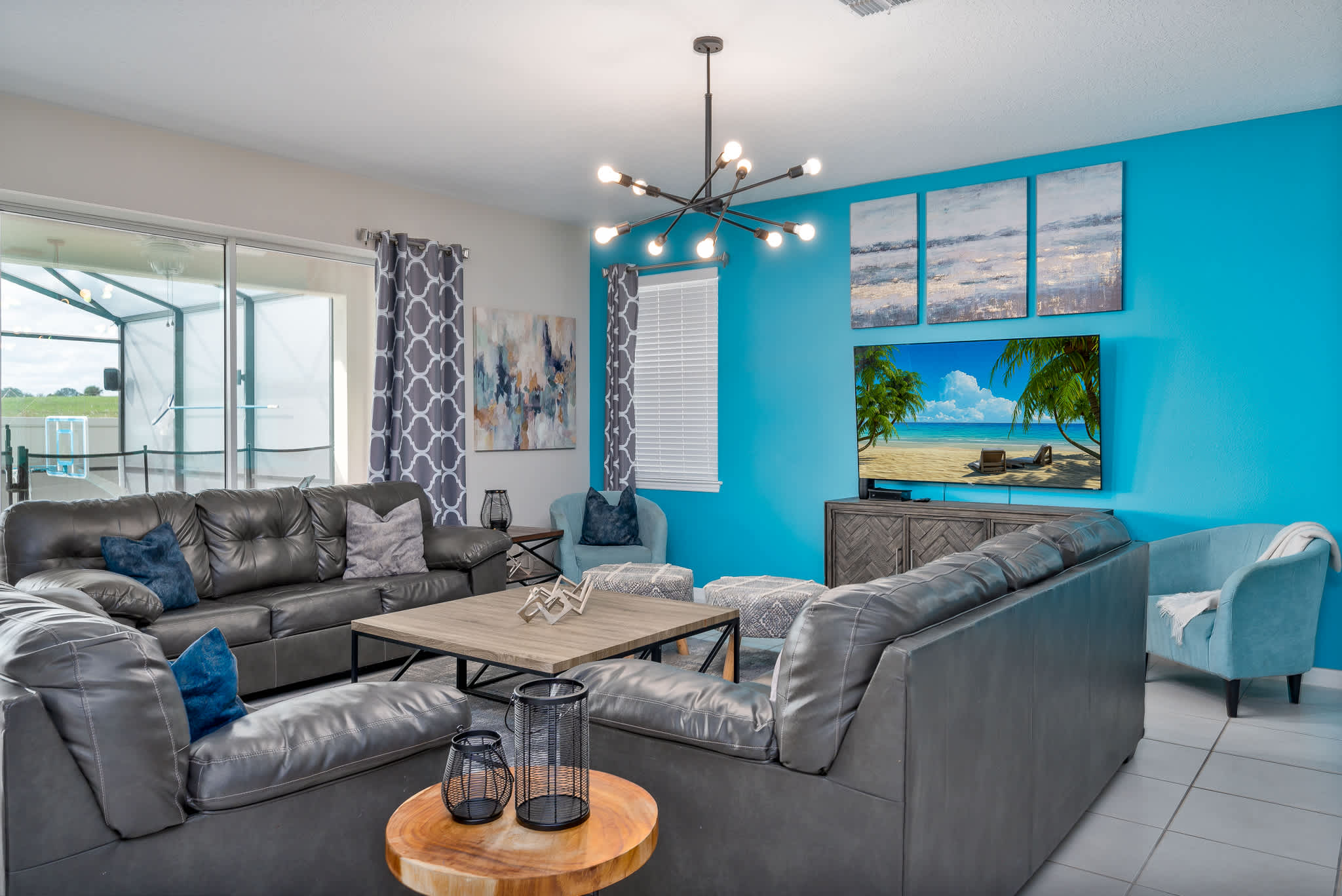 Spacious villa near Disney w/ game room & heated pool