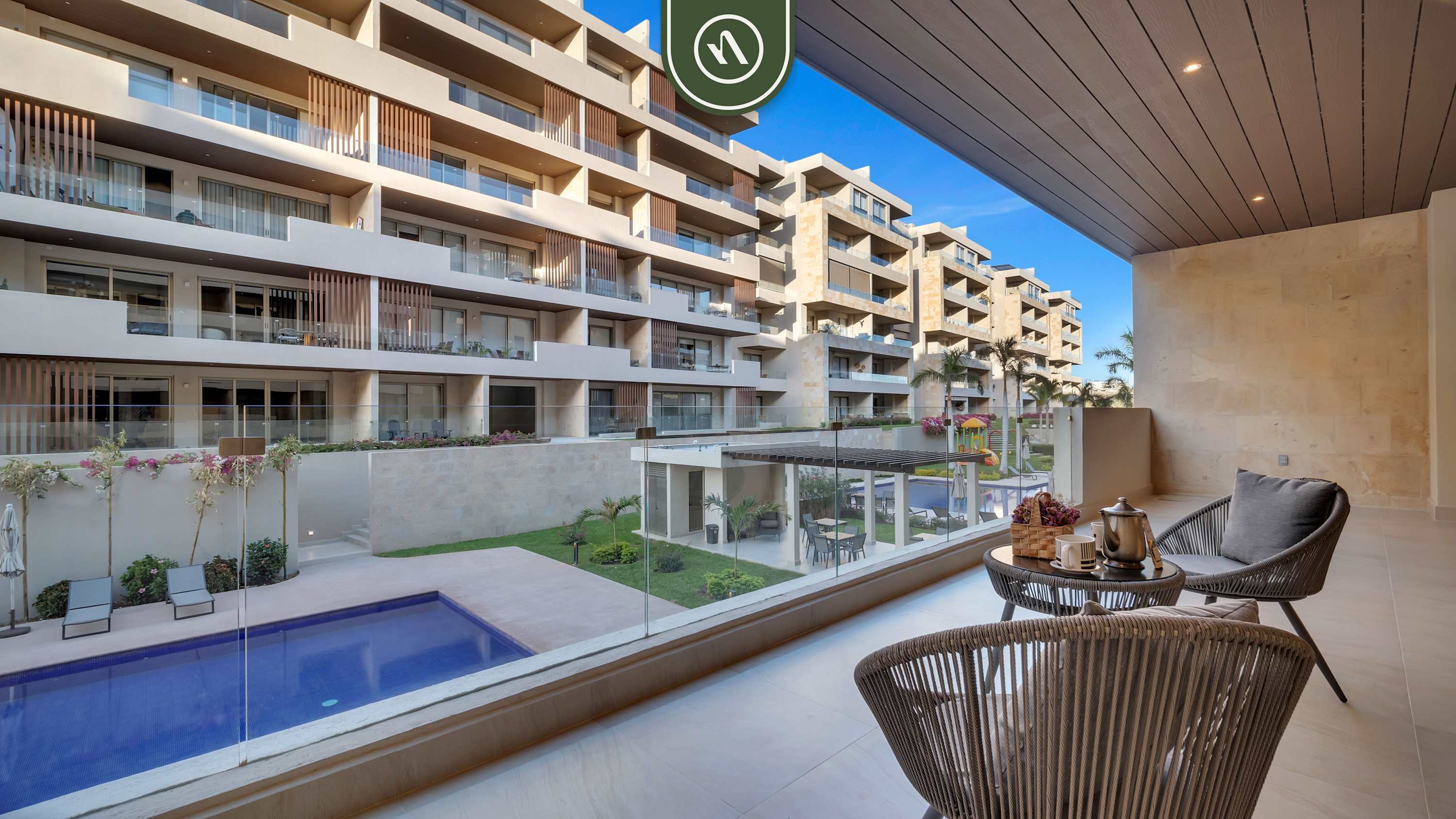 Stylish 2 BR Condo Near to the Beach - Pool - Foto 1