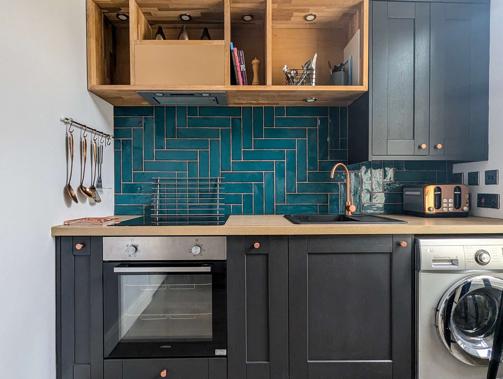 The Apartment at Waterloo Sea View by Brighton Holiday Lets - Brighton Holiday Home - Image 9