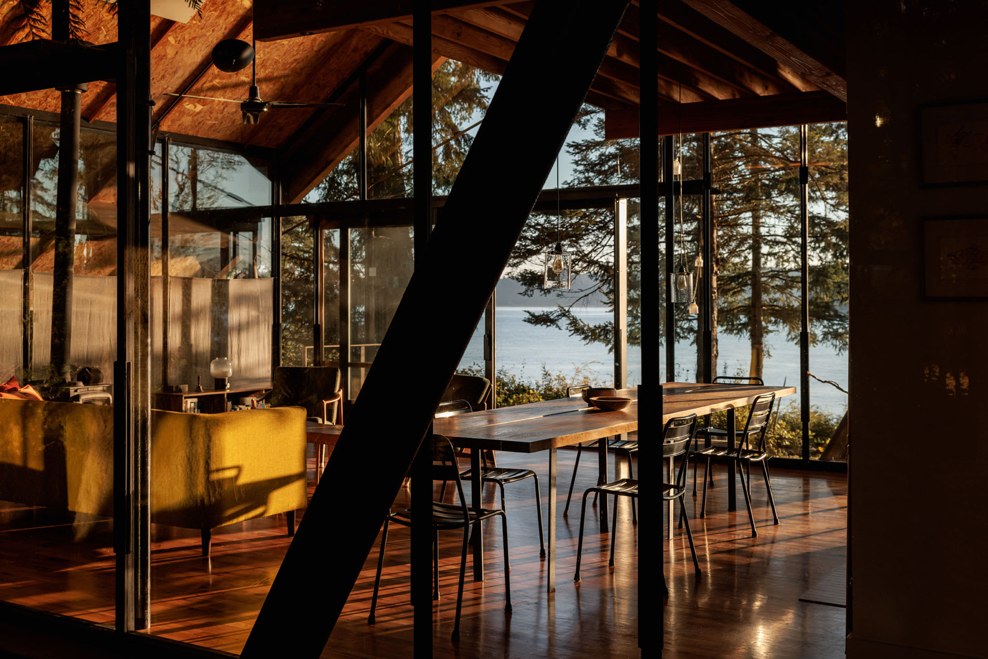 La Conner Glass Cabin by Boutique — La Conner, WA — vacation rental