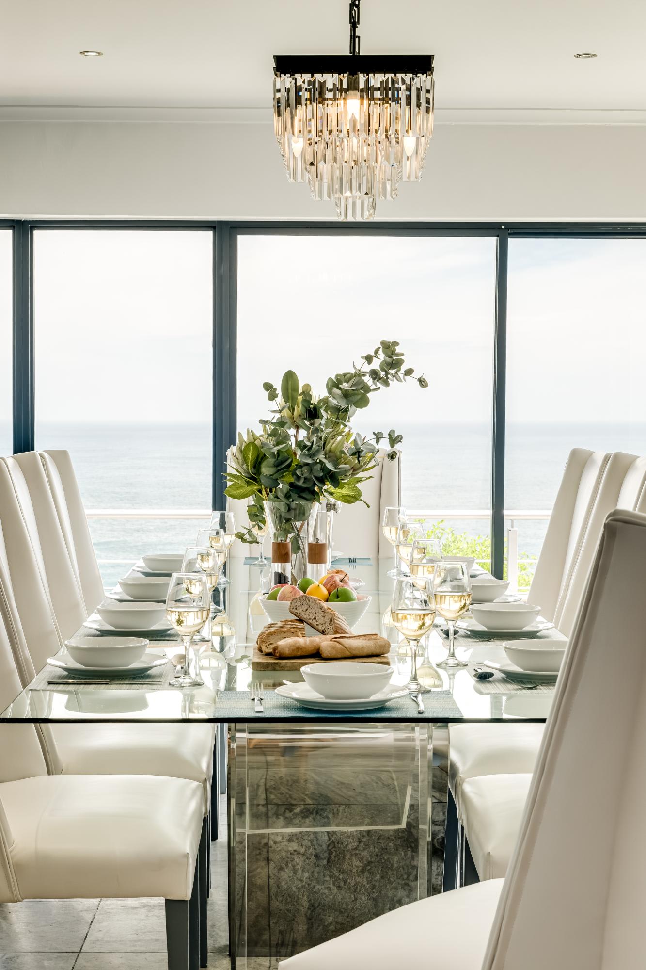 Camps Bay Holiday Villa with Sunset Views 7