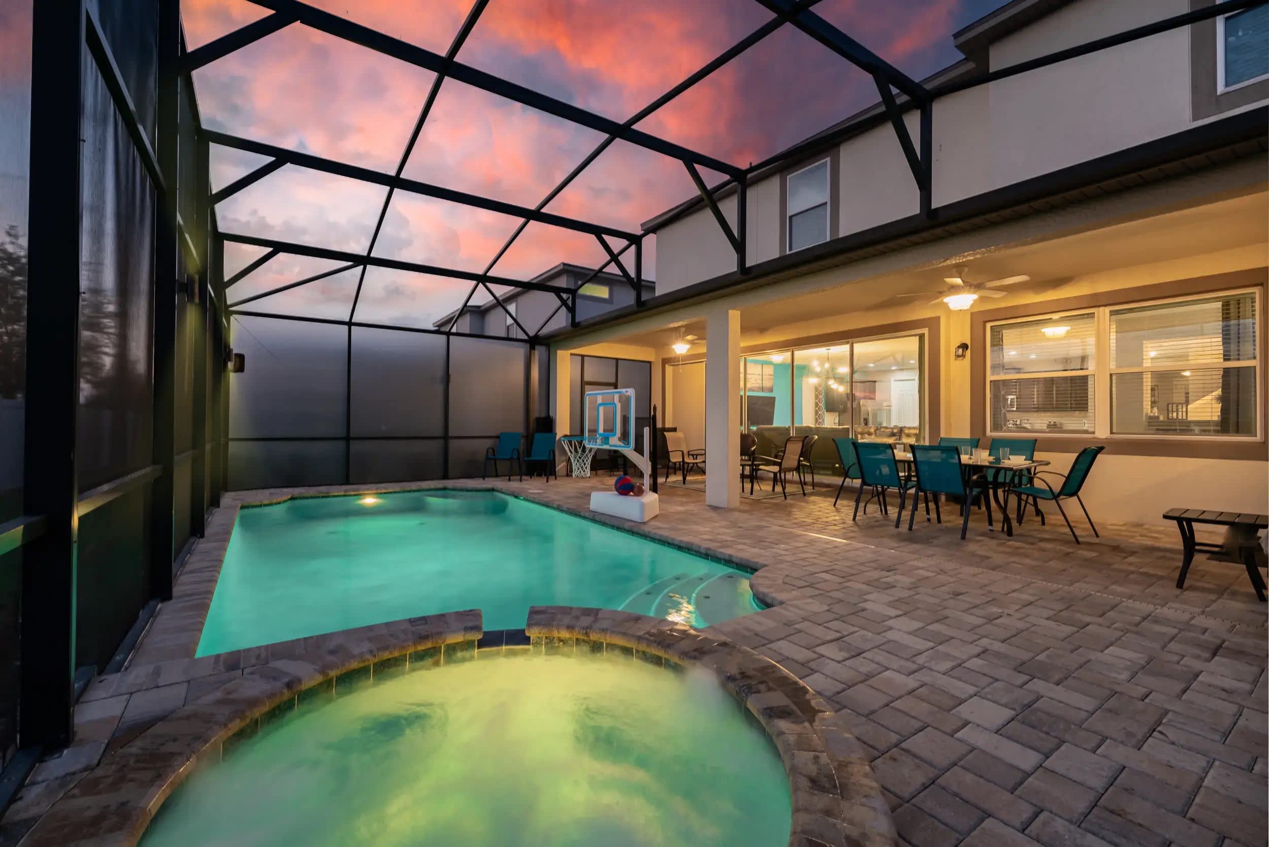 Spacious villa near Disney w/ game room & pool