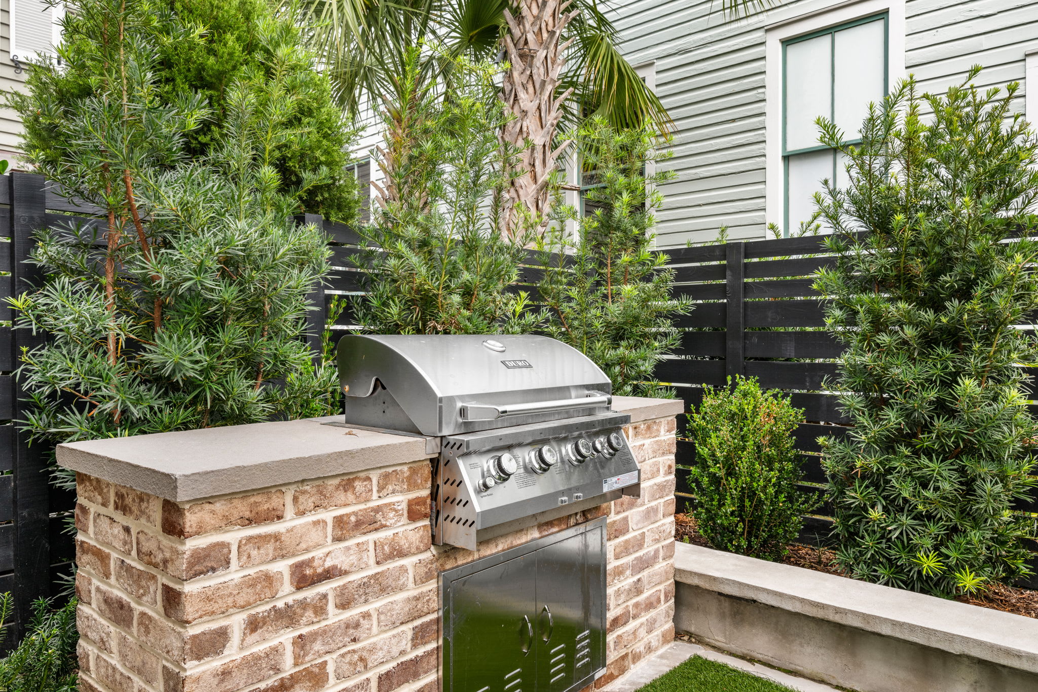 The Gardenia House | Unit A | Sleeps 7