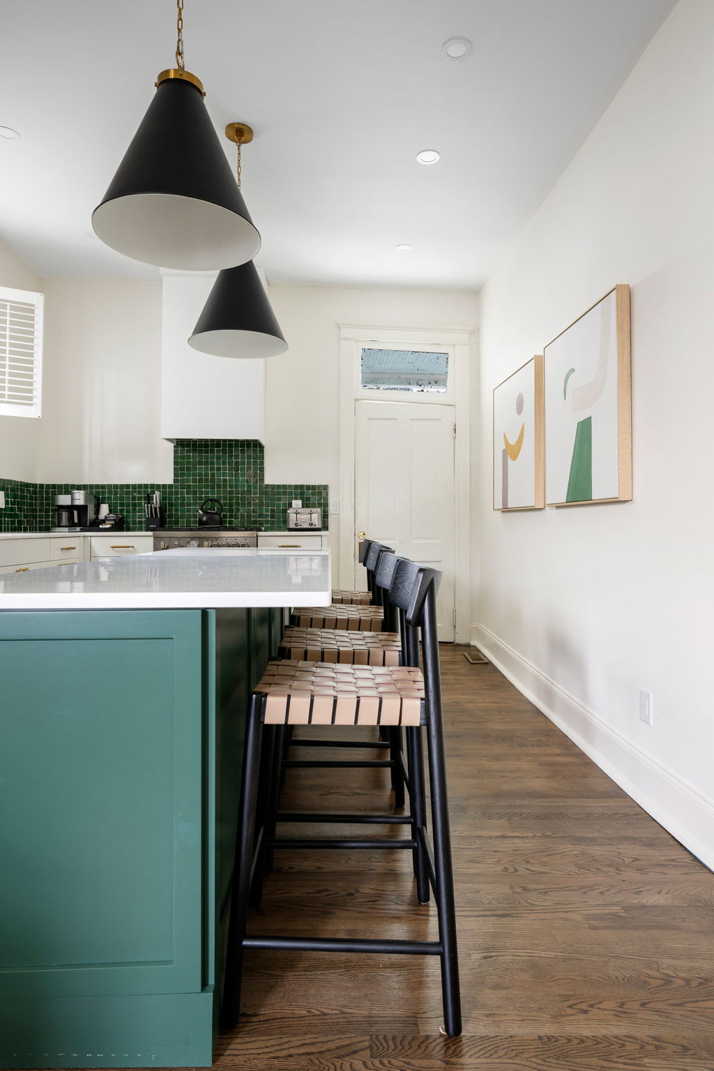 The Gardenia House | Unit A | Sleeps 7