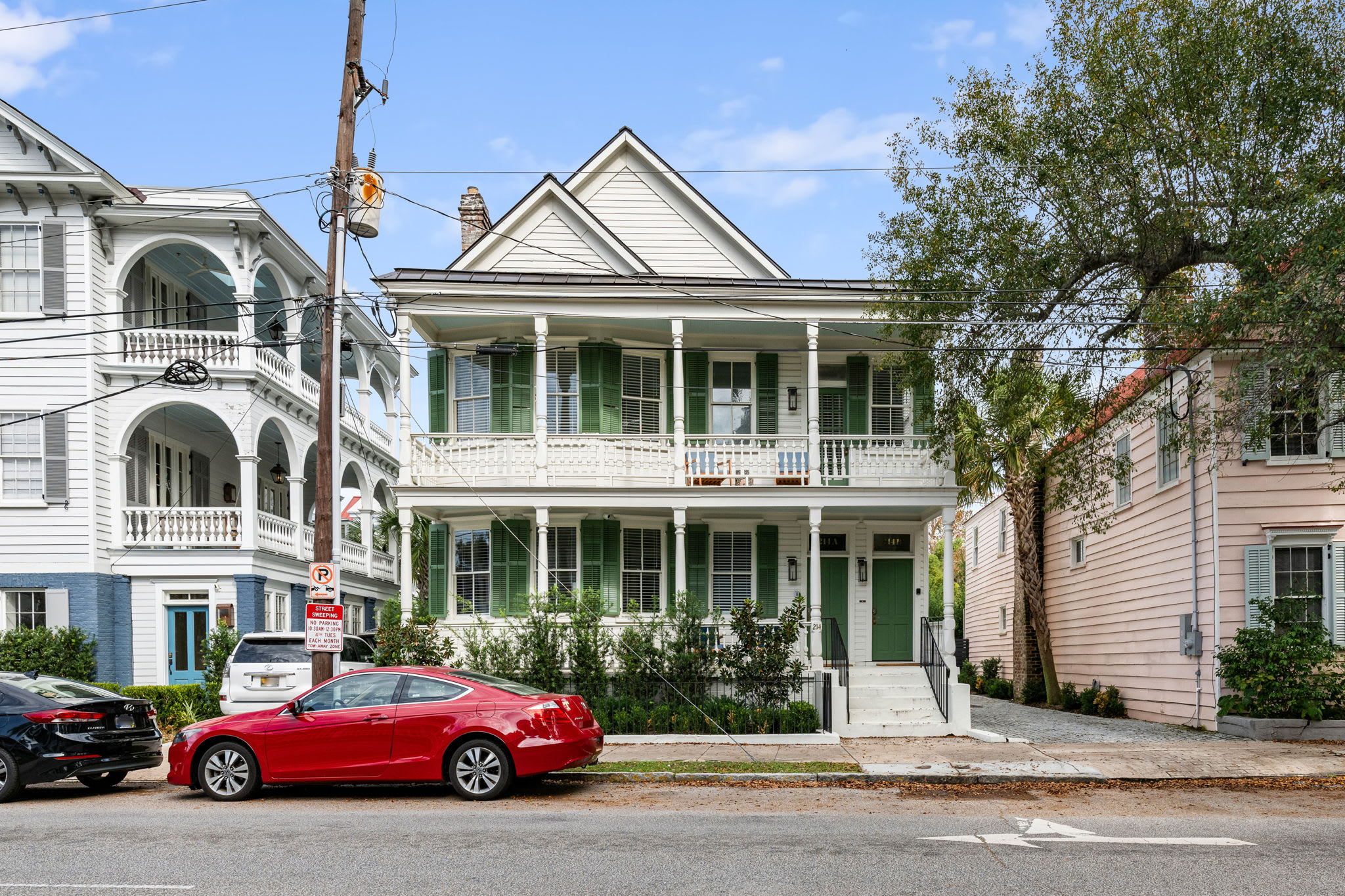 The Gardenia House | Unit A | Sleeps 7