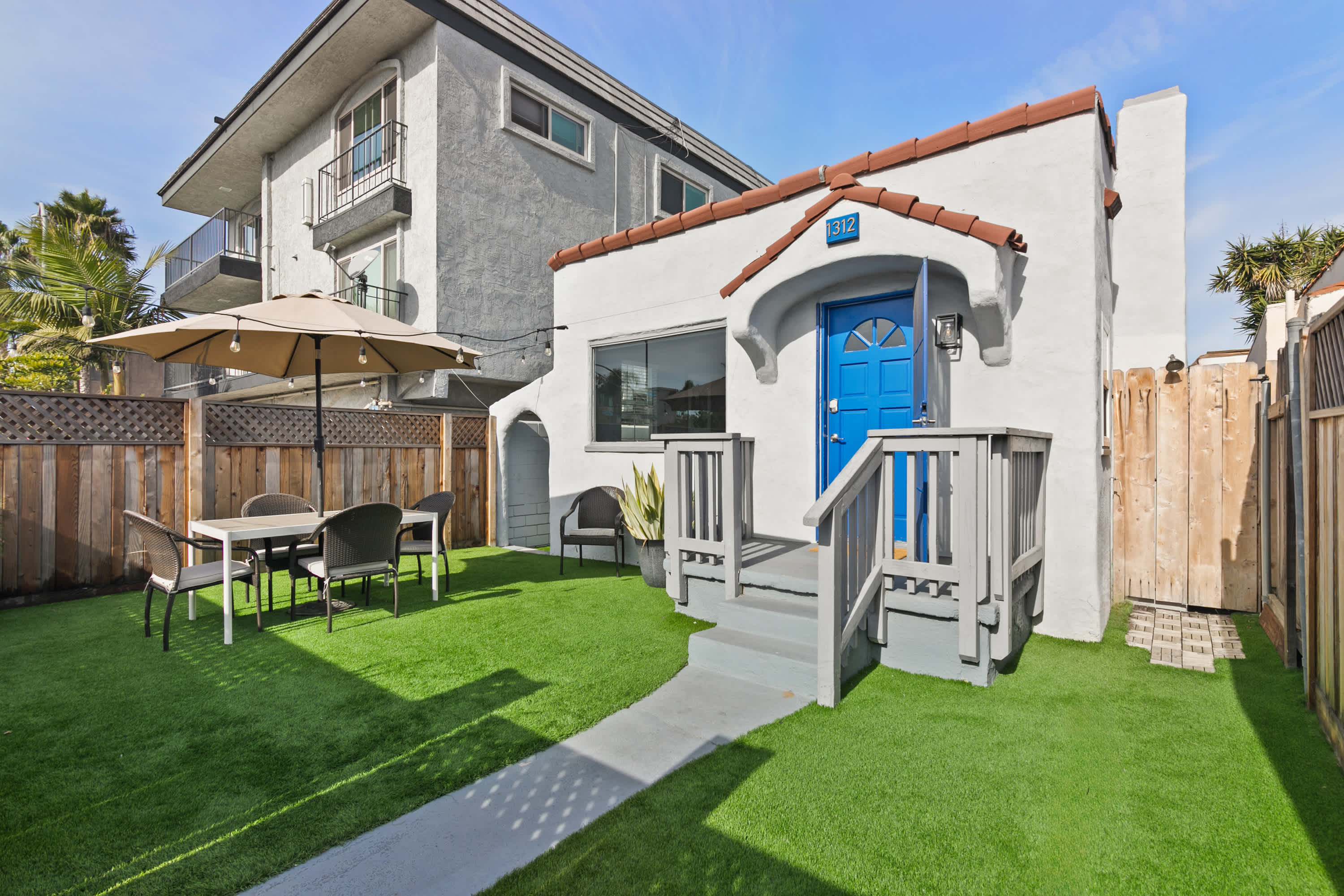Cozy Pacific Beach Getaway — San Diego, CA — vacation rental