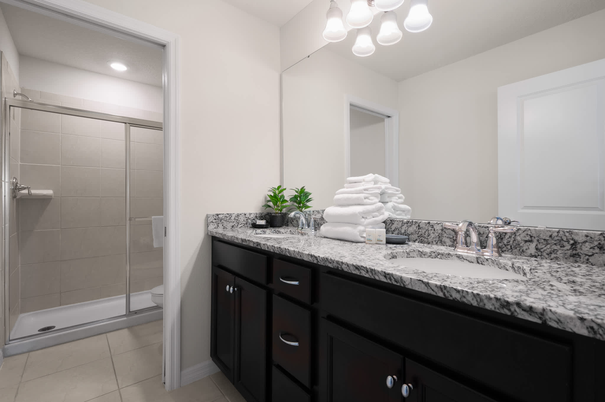 Heated Pool, Lazy River, FREE Waterpark