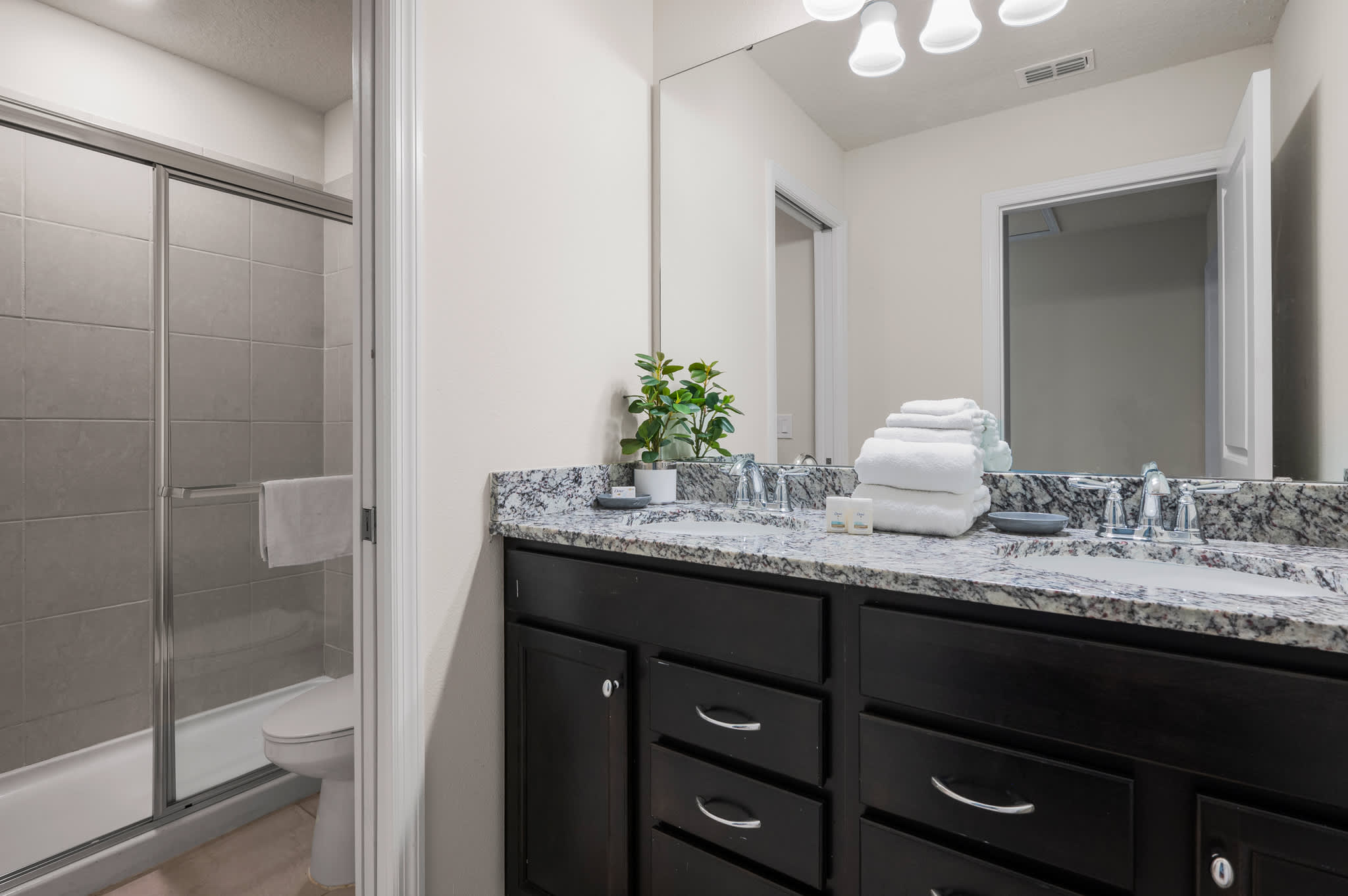 Heated Pool, Lazy River, FREE Waterpark