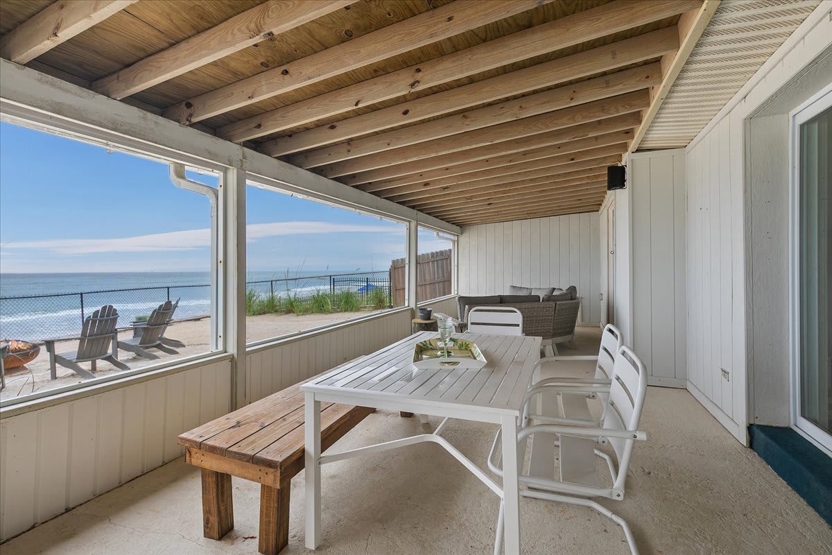 Pearl of the Sea | Wren Beach Rentals by Portoro