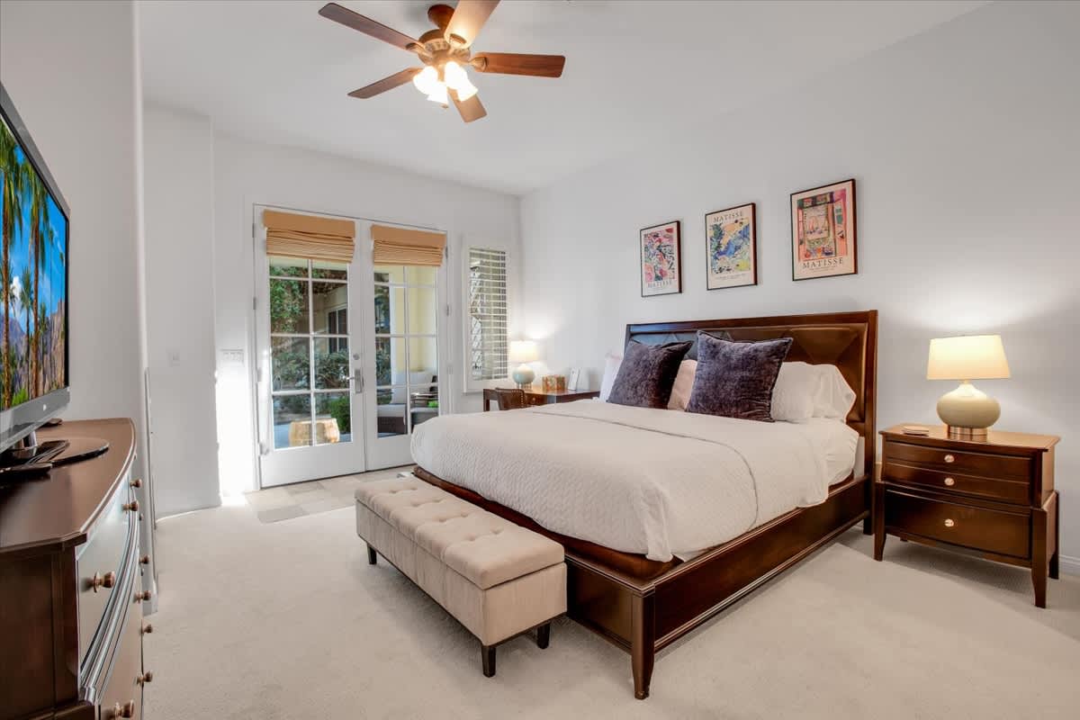 Lux Ground Floor Studio in heart of La Quinta #B - Photo 3