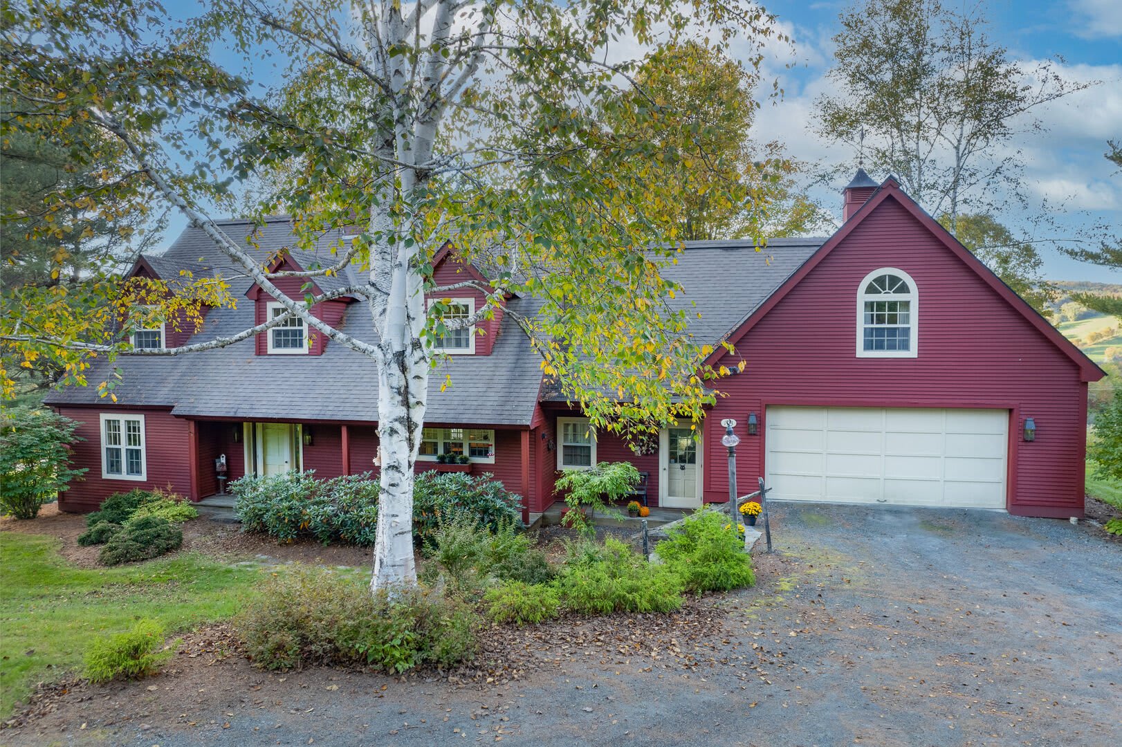 Game Room/Bar, Sleeps 14 | Mountain View Estate