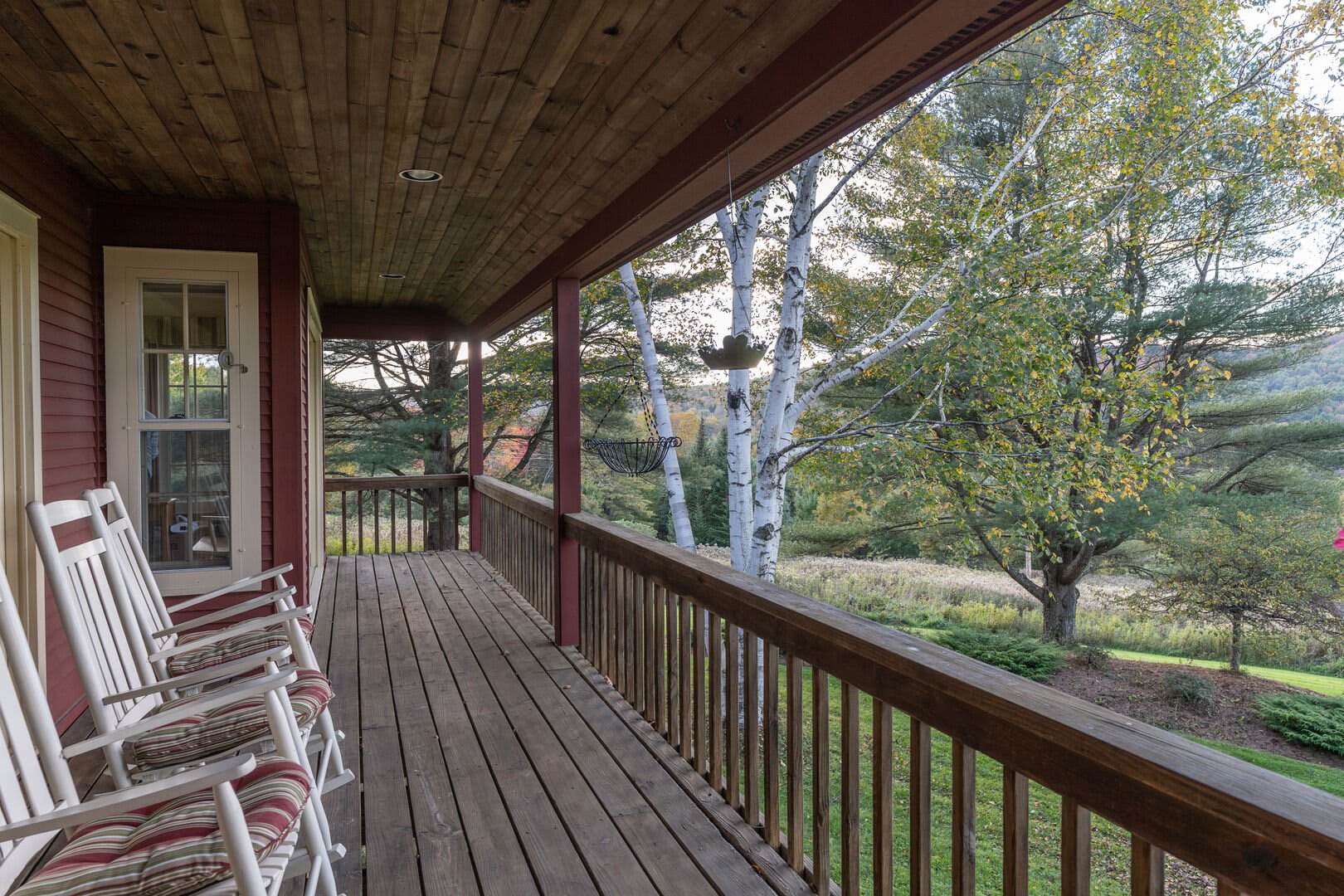 Game Room/Bar, Sleeps 14 | Mountain View Estate