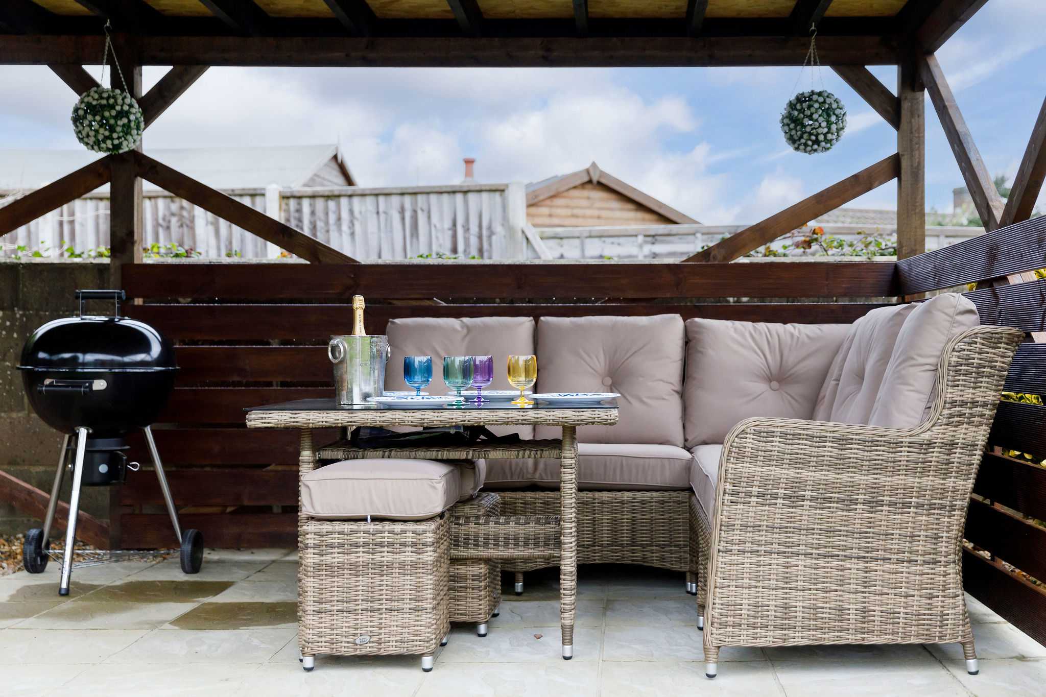 Comfy garden furniture and BBQ means you'll spend lots of time with the family outside!