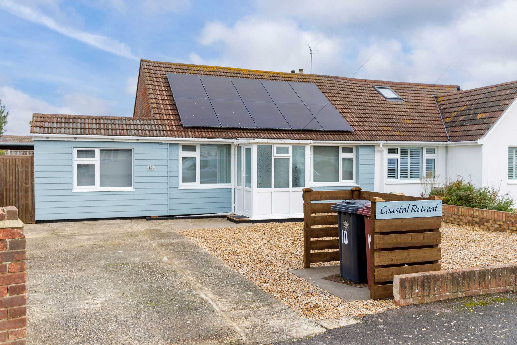 Refurbished 3-Bed Close to East Wittering Beach