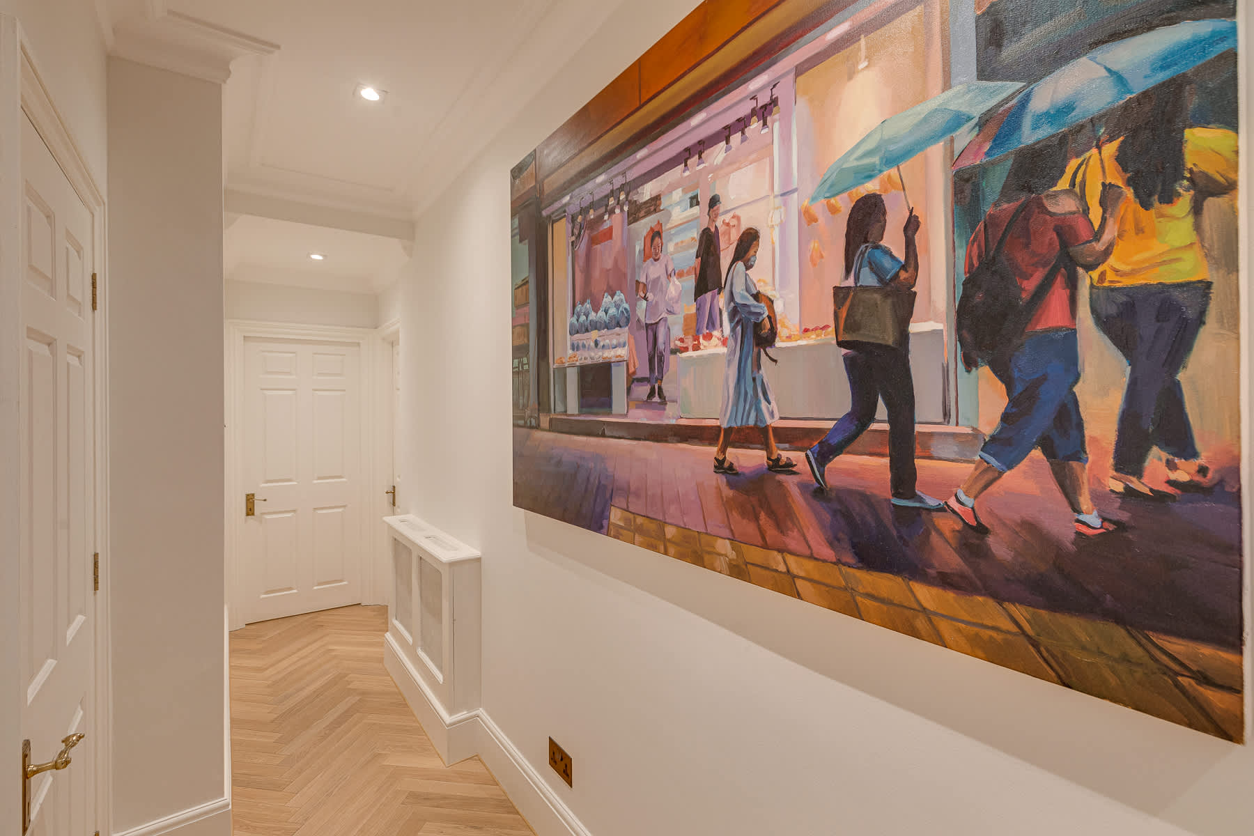 View The Gallery - Exquisite Apartment, Kensington in Kensington Court 25 W8 5DP The Gallery - Exquisite Apartment, Kensington in Kensington Court 25 W8 5DP - Property image 19 - VivreStays