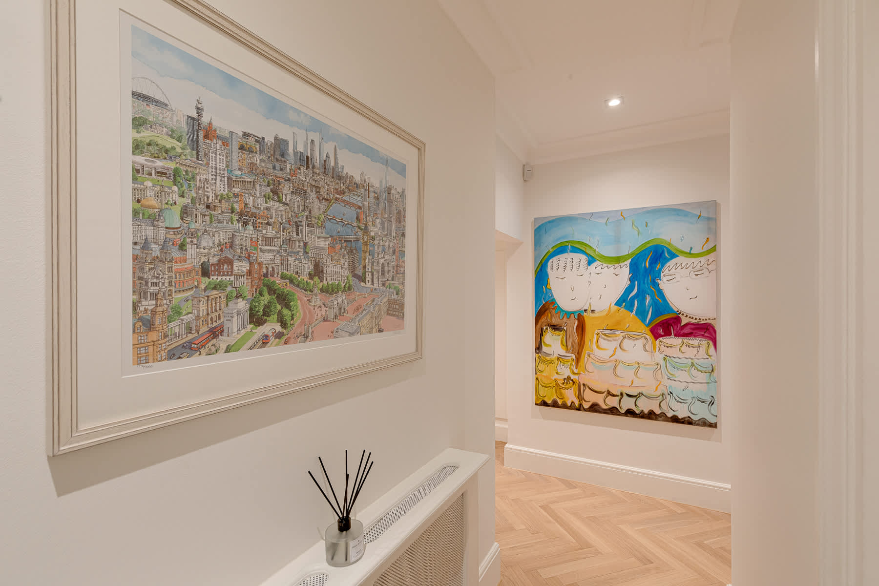 View The Gallery - Exquisite Apartment, Kensington in Kensington Court 25 W8 5DP The Gallery - Exquisite Apartment, Kensington in Kensington Court 25 W8 5DP - Property image 26 - VivreStays
