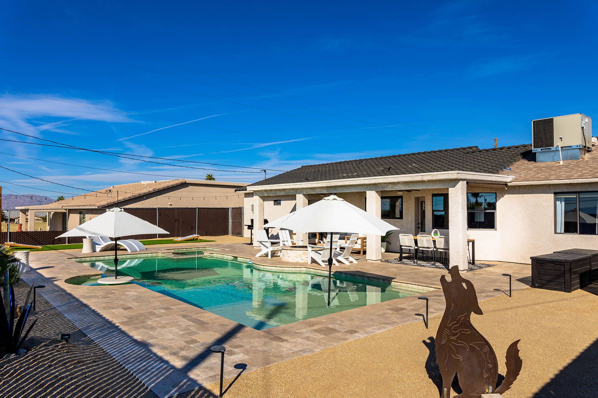 Updated Oasis w/ Private Yard, BBQ & Hot Tub