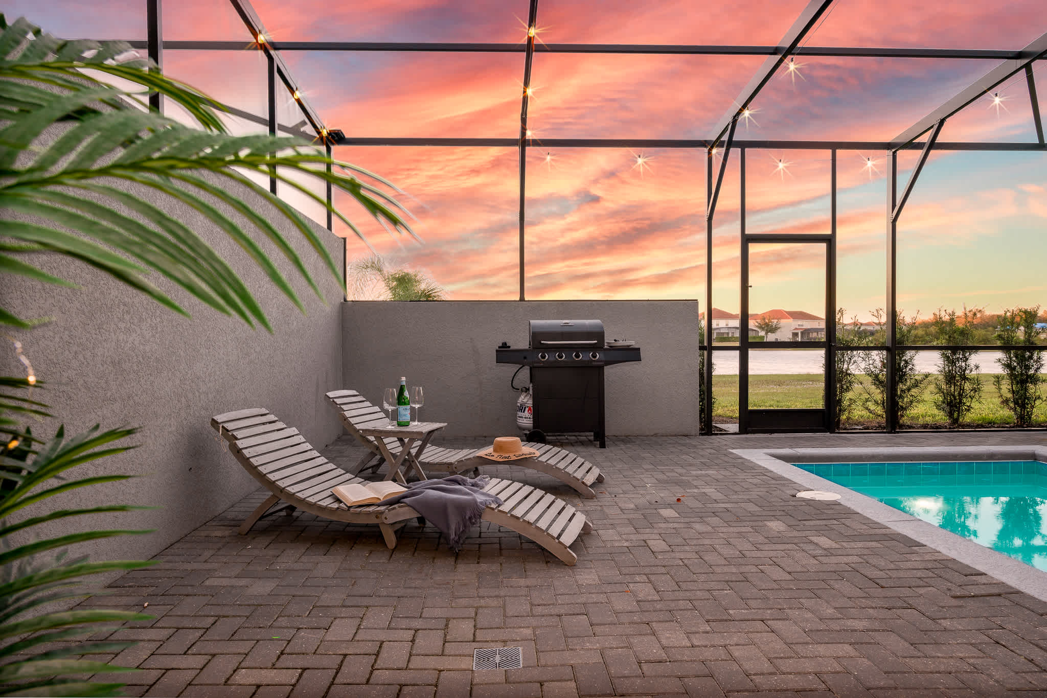 Lazy River, Heated Pool, Themed BR & Grill!