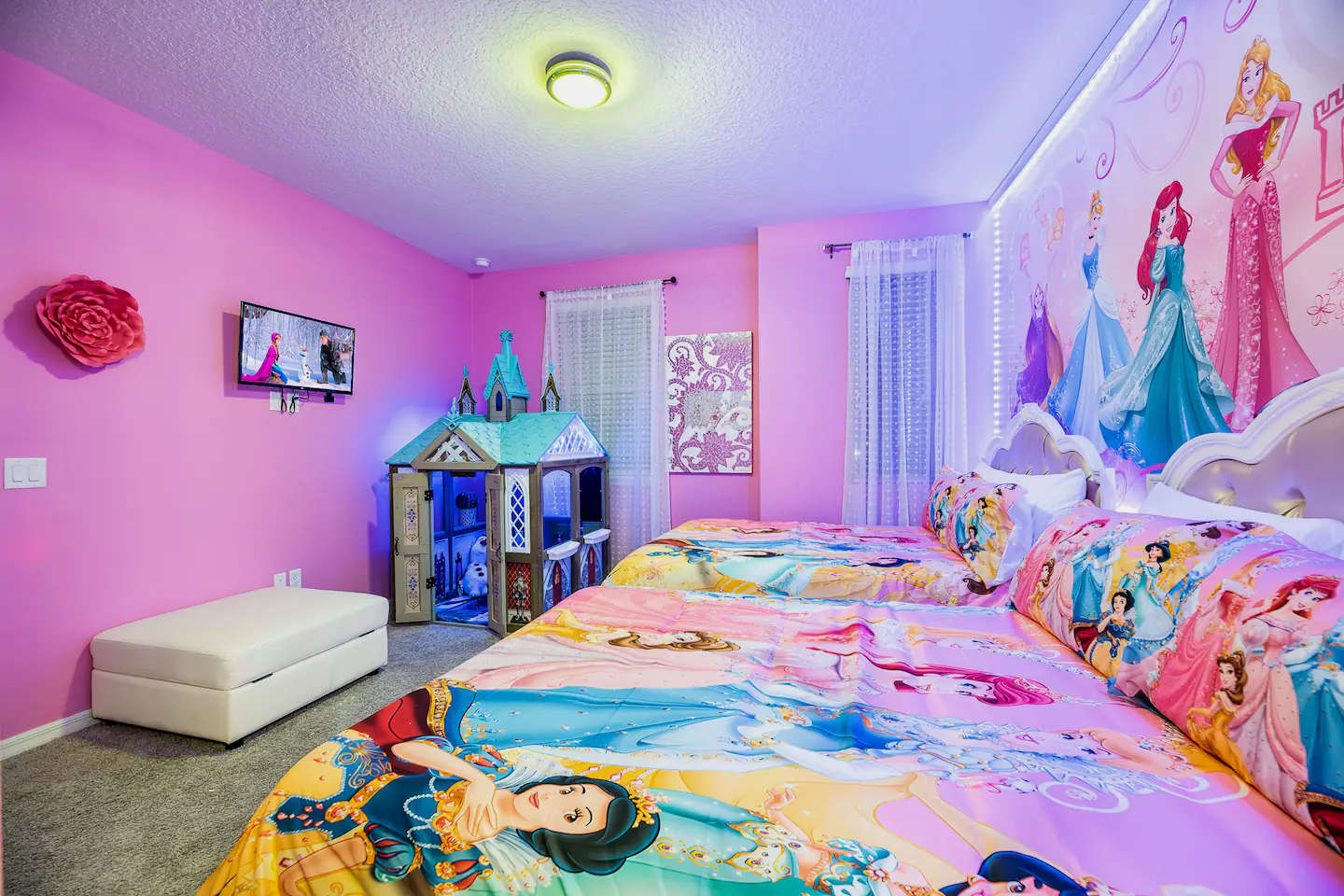 Spacious retreat w/ pool & hot tub