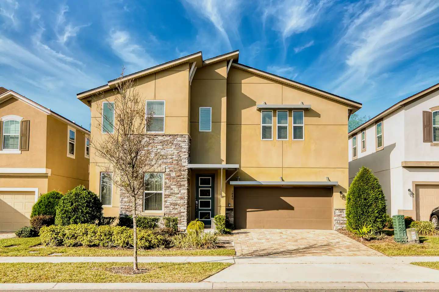 Spacious retreat w/ pool & hot tub