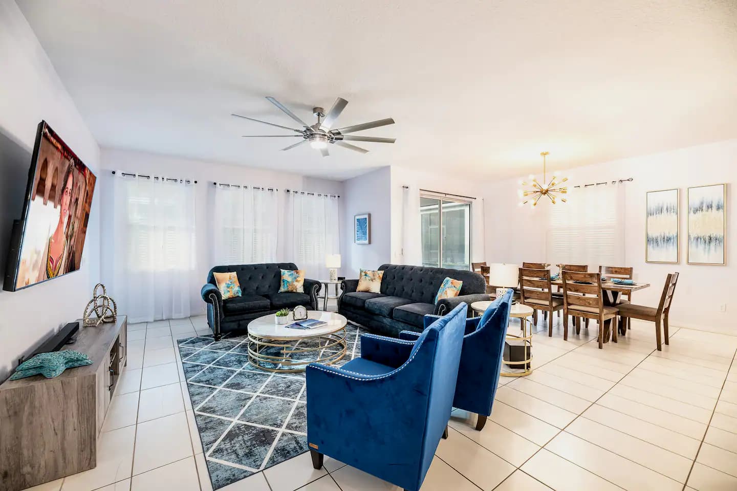 Spacious retreat w/ pool & hot tub