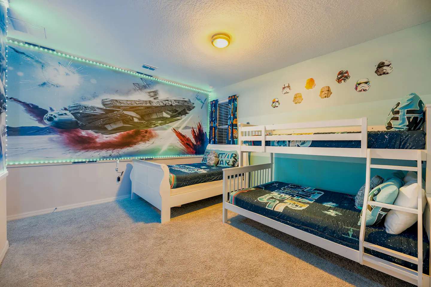 Spacious retreat w/ pool & hot tub