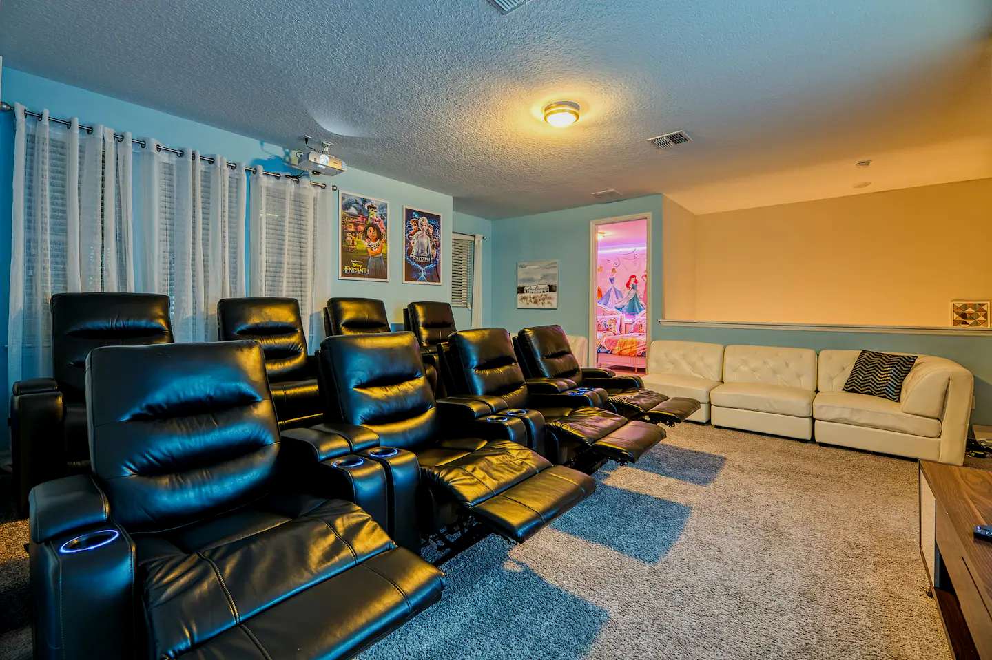 Spacious retreat w/ pool & hot tub