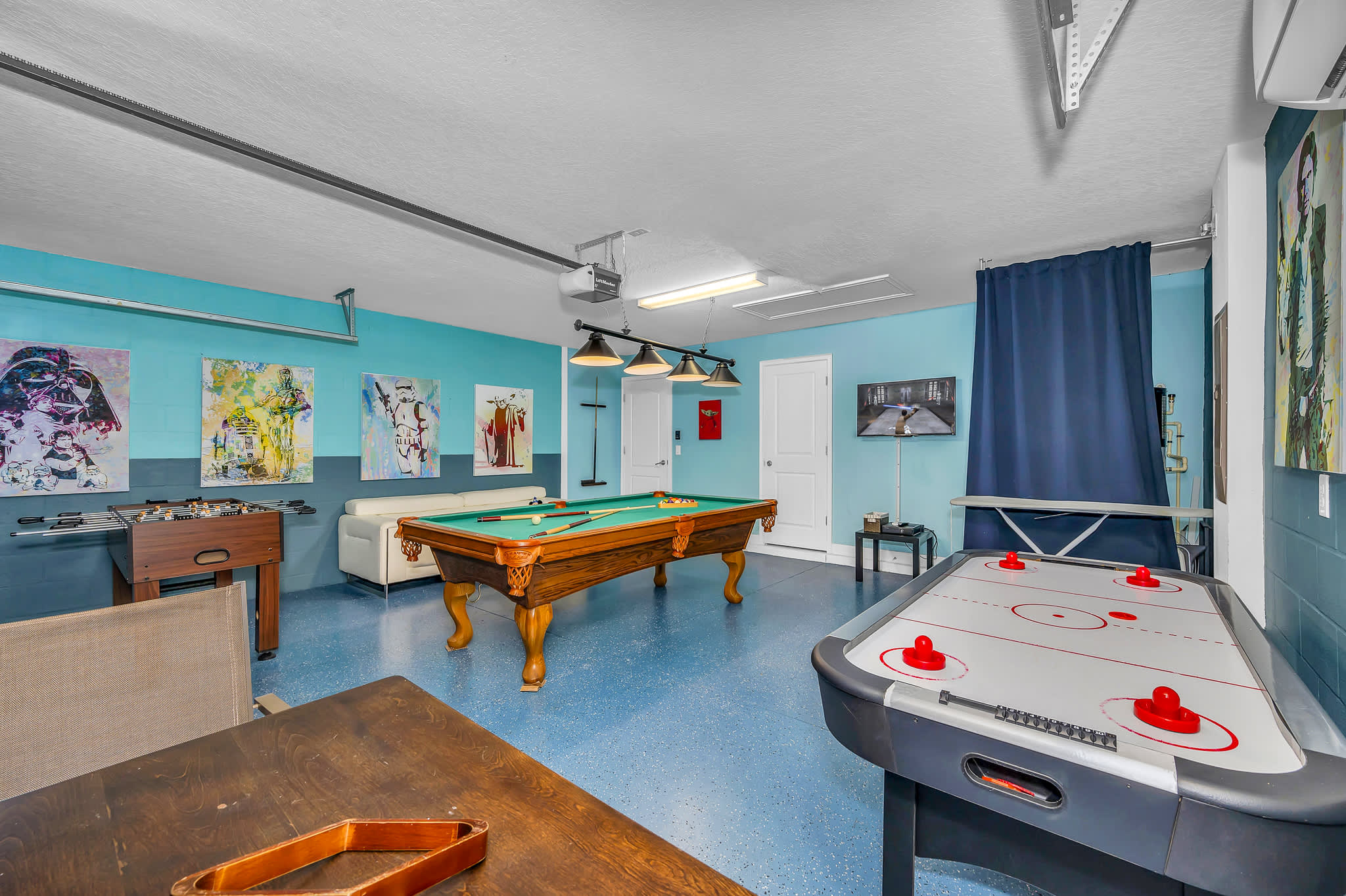 Heated Pool, Free Waterpark and Lazy River!