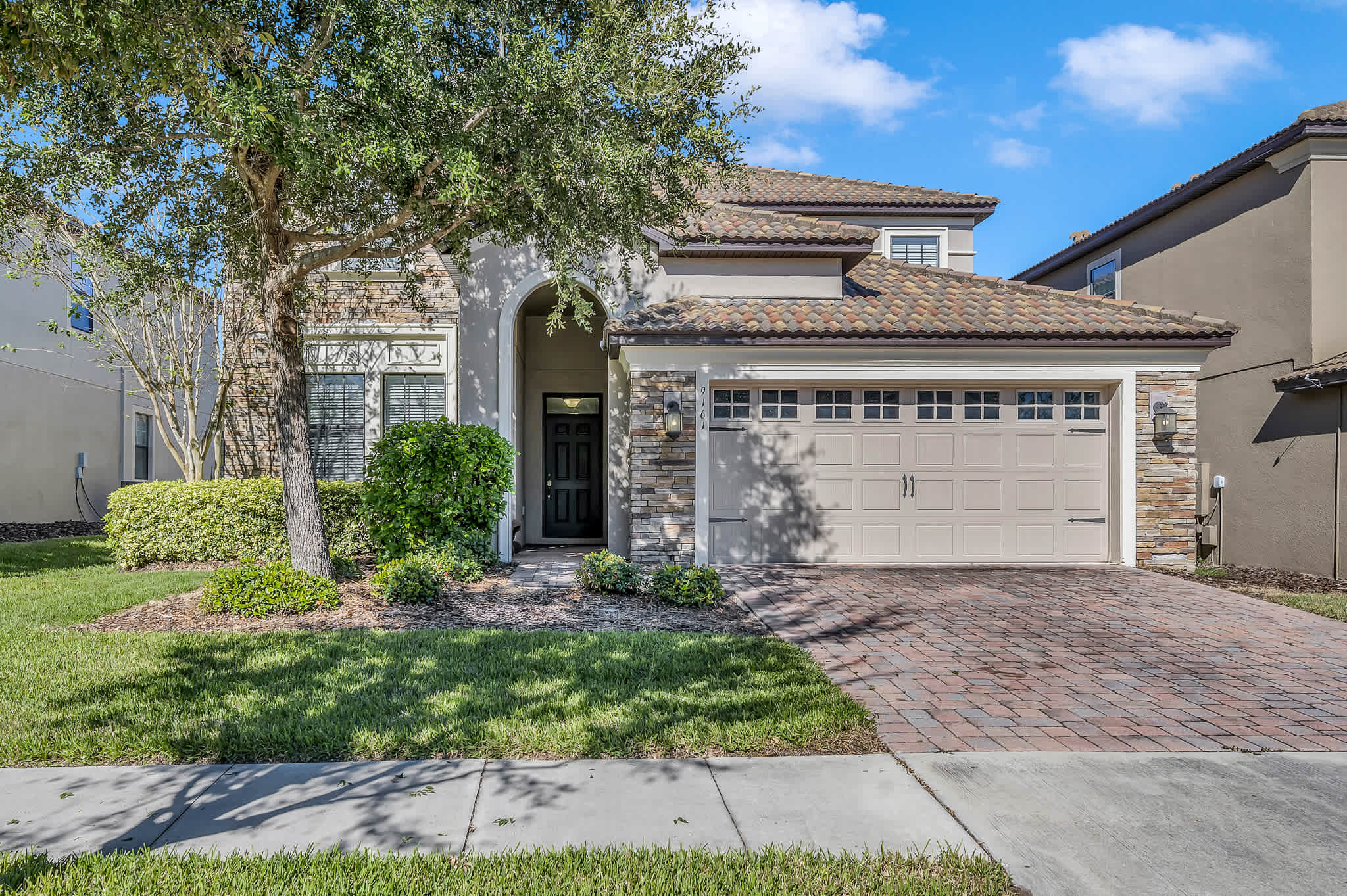 Heated Pool, Free Waterpark and Lazy River!