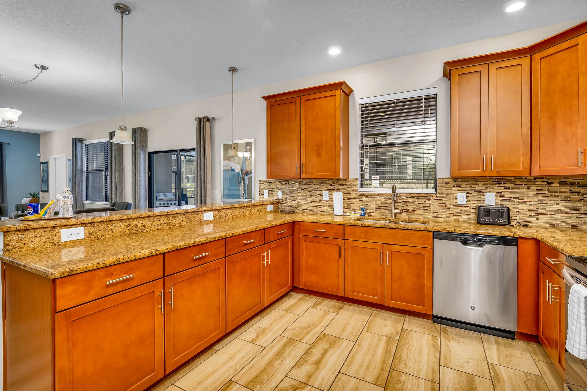 Heated Pool, Free Waterpark and Lazy River!