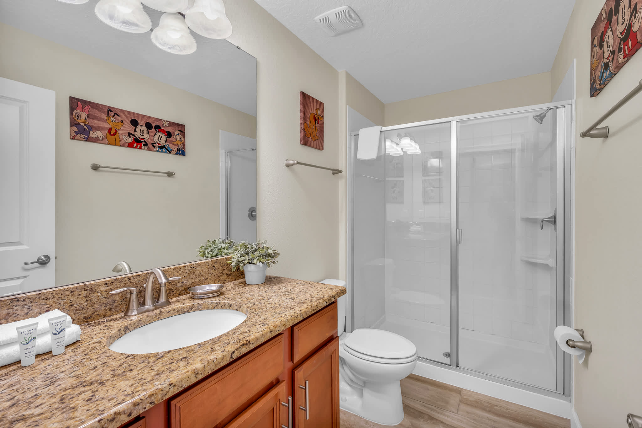 Heated Pool, Free Waterpark and Lazy River!