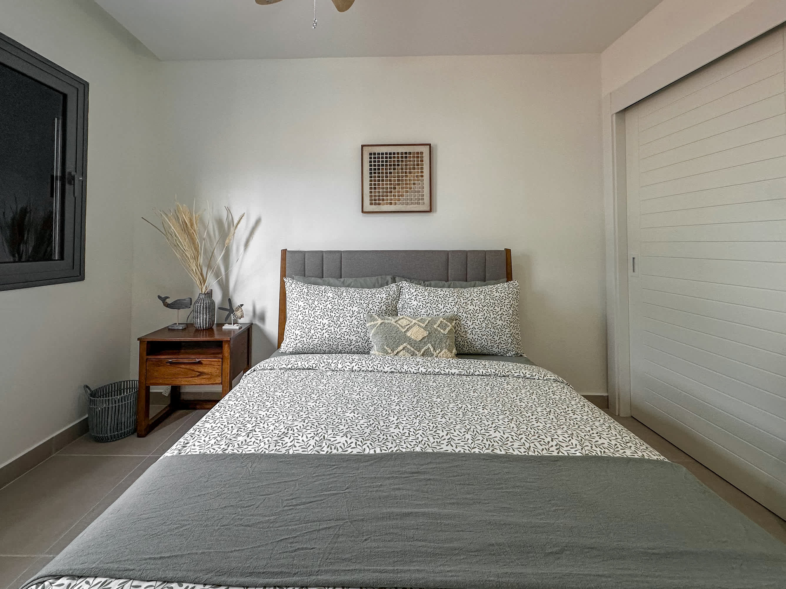 Gorgeous new beach apartment